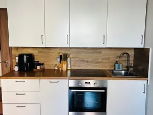 Pronájem bytu 1+kk, Praha - Uhříněves, Václava Trojana, 31 m2