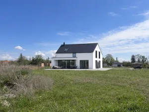 Prodej pozemku pro bydlení, Dašice, Pod Lipami, 733 m2