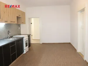 Prodej bytu 1+1, Plzeň, Jablonského, 52 m2