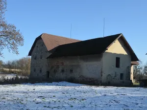 Prodej zemědělské usedlosti, Sezemice, 200 m2