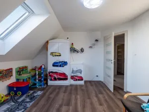 Prodej rodinného domu, Běrunice, Spojovací, 140 m2