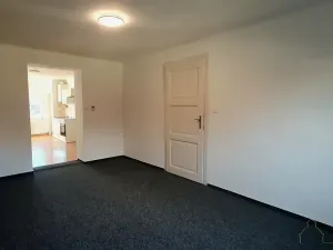 Pronájem bytu 2+1, Hořovice, 9. května, 65 m2