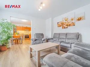 Prodej rodinného domu, Svinařov, Za Křenovkou, 160 m2