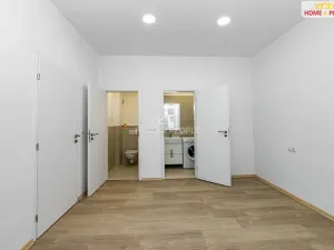 Prodej bytu 2+kk, Praha - Libeň, Novovysočanská, 37 m2