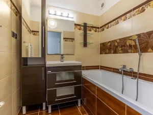 Prodej bytu 3+kk, Nupaky, U Školky, 73 m2