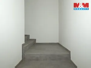 Prodej rodinného domu, Žleby, Zámecké náměstí, 228 m2