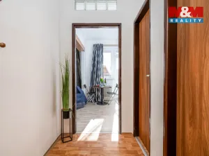 Prodej bytu 1+1, Hradec Králové - Pražské Předměstí, Gočárova třída, 41 m2