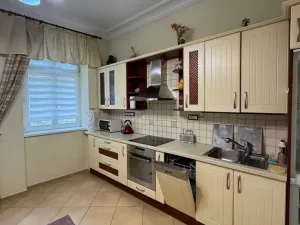 Prodej bytu 3+1, Karlovy Vary, I. P. Pavlova, 81 m2