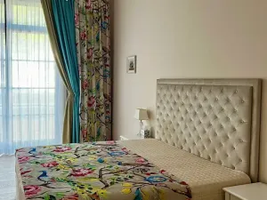 Prodej bytu 3+kk, Karlovy Vary, Divadelní náměstí, 147 m2