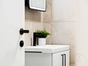 Pronájem bytu 2+kk, Praha - Troja, Pod Hrachovkou, 47 m2