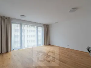 Pronájem bytu 1+kk, Praha - Košíře, Starokošířská, 43 m2