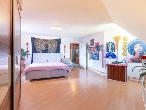 Prodej bytu 2+1, Liberec, Na Perštýně, 94 m2