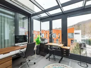 Prodej vily, Praha - Dejvice, V Šáreckém údolí, 285 m2