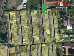 Pronájem garáže, Hradec Králové - Pražské Předměstí, 18 m2