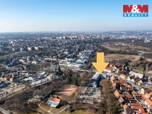 Pronájem kanceláře, Plzeň - Božkov, Božkovské náměstí, 382 m2