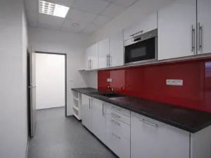 Pronájem kanceláře, Praha - Libeň, Lihovarská, 146 m2