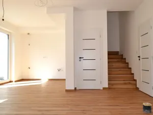 Pronájem rodinného domu, Jenišov, Slunná, 117 m2