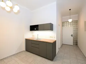 Pronájem bytu 2+kk, Hradec Králové, Pospíšilova, 79 m2