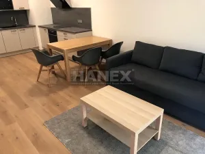 Prodej bytu 2+kk, Praha - Košíře, Naskové, 52 m2