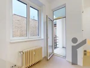 Pronájem bytu 2+1, Praha - Smíchov, Moulíkova, 79 m2