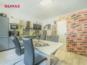 Prodej vícegeneračního domu, Cítoliby, Lounská, 300 m2