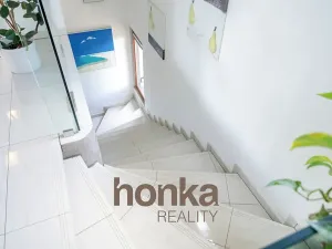 Pronájem rodinného domu, Kosoř, K Lomu, 263 m2