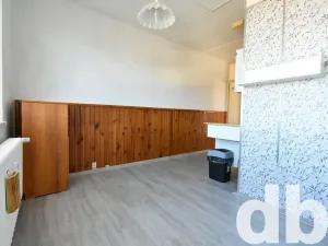 Pronájem bytu 2+1, Karlovy Vary, Závodu míru, 60 m2