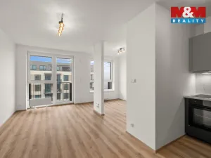 Pronájem bytu 1+kk, Kralupy nad Vltavou, Nádražní, 37 m2
