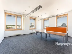 Pronájem kanceláře, Brno - Štýřice, Pražákova, 240 m2