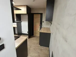 Pronájem bytu 3+1, Kolín, Kpt. Jaroše, 95 m2