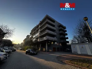 Prodej garážového stání, Praha, Velká skála, 11 m2