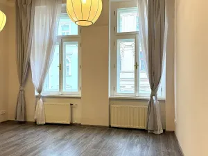 Pronájem bytu 2+kk, Praha - Žižkov, Blahníkova, 51 m2