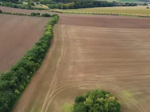 Prodej pole, Červené Pečky, 18647 m2