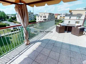 Pronájem bytu 3+kk, Praha - Štěrboholy, Laudonova, 135 m2