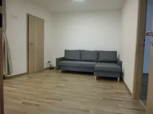 Pronájem bytu 2+kk, Uherské Hradiště, Rybářská, 55 m2