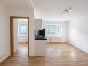 Pronájem bytu 2+kk, Milovice - Mladá, Braniborská, 30 m2