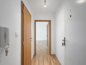 Pronájem bytu 2+kk, Milovice - Mladá, Braniborská, 30 m2