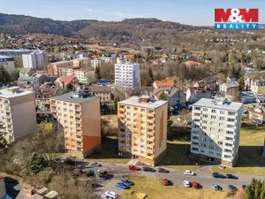 Prodej bytu 2+1, Karlovy Vary - Doubí, Modenská, 60 m2