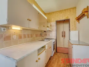 Prodej bytu 3+1, Holýšov, Pod Makovým vrchem, 66 m2