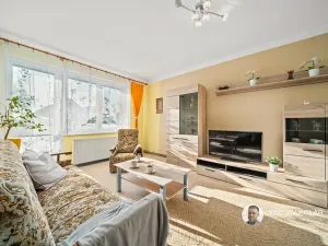 Prodej bytu 3+1, Mžany, 73 m2