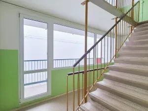 Pronájem bytu 4+1, Praha - Kobylisy, Chabařovická, 97 m2