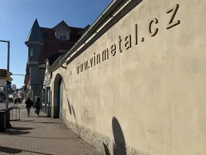 Prodej obchodního prostoru, Praha - Vinoř, Mladoboleslavská, 360 m2