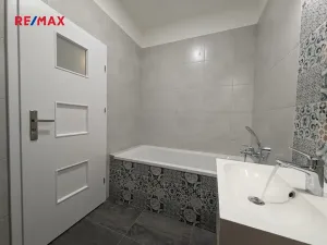 Pronájem bytu 2+1, Praha - Vršovice, Na louži, 72 m2