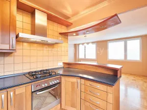 Pronájem bytu 3+kk, Praha - Troja, Písečná, 73 m2