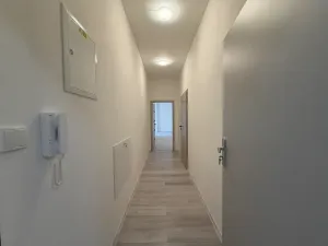 Pronájem bytu 2+kk, Milovice, Slepá, 57 m2