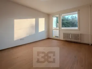 Pronájem bytu 1+1, Praha - Střížkov, Bínova, 32 m2