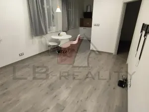 Pronájem bytu 2+kk, Kolín, Politických vězňů, 55 m2