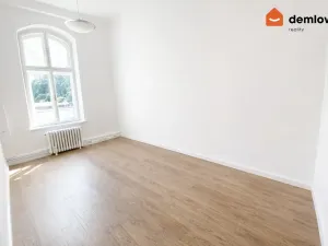 Pronájem kanceláře, Ostrava, Smetanovo náměstí, 24 m2