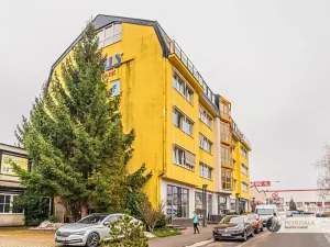 Pronájem kanceláře, Praha - Dolní Chabry, Dopraváků, 240 m2