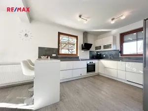 Prodej rodinného domu, Dolní Rychnov, U Hřiště, 200 m2